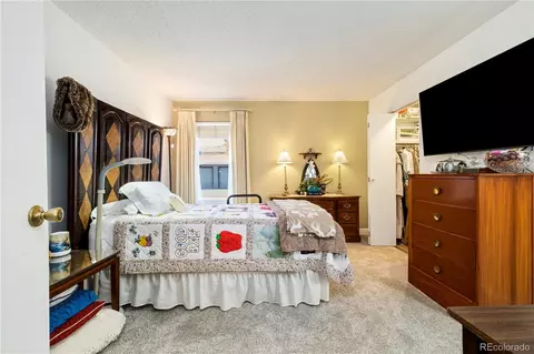 Bedroom - 11987 E Harvard Ave #101, Aurora, CO 80014 photo 5 of 7
