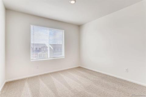 392 Maple St, Bennett, CO 80102 photo 22
