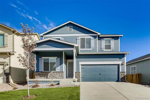 392 Maple St, Bennett, CO 80102 photo 2
