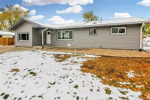 12741 Woodland Dr, Longmont, CO 80504
