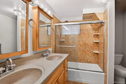 Bath - 28110 Pine Dr, Evergreen, CO 80439 photo 3 of 3