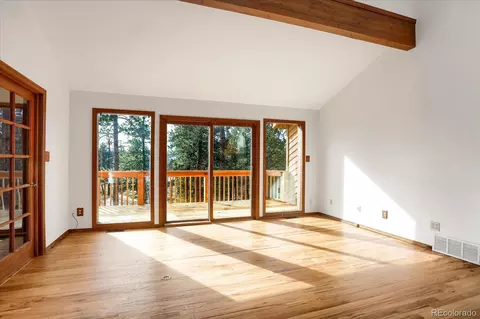 Living - 12345 Bear Haven Rd, Conifer, CO 80433 photo 6 of 6
