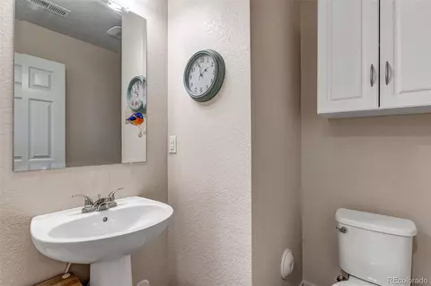 8940 E 58th Ave, Denver, CO 80238 photo 11