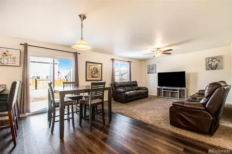 47375 Lilac Ave, Bennett, CO 80102 photo 4