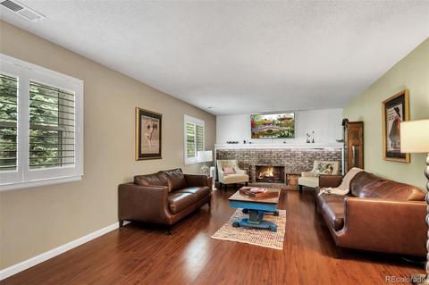 7049 S Forest Ct, Centennial, CO 80122 photo 8