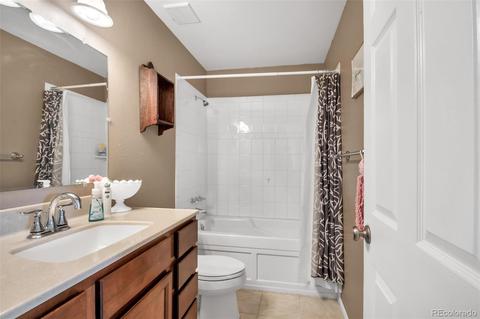 7049 S Forest Ct, Centennial, CO 80122 photo 15