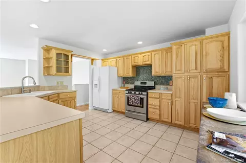 Kitchen - 4 Gap Rd, Black Hawk, CO 80422 photo 1 of 5
