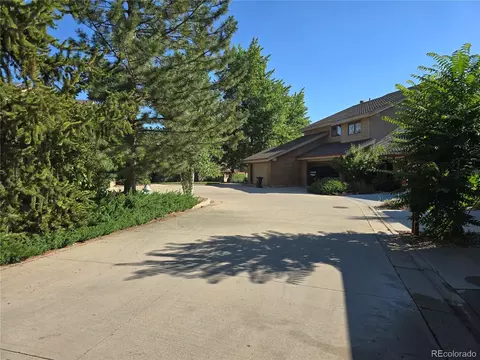 Exterior - 1502 Harrison Ave, Boulder, CO 80303 photo 3 of 7