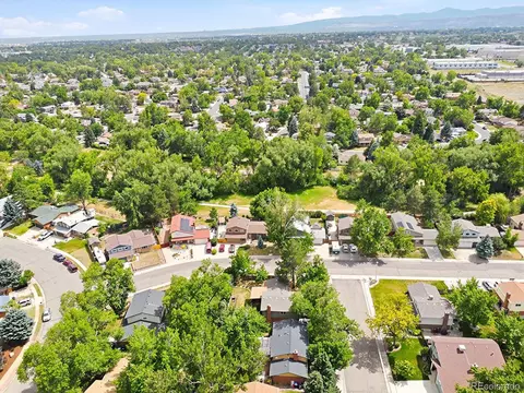 View/Area - 6932 Deframe Ct, Arvada, CO 80004 photo 5 of 9