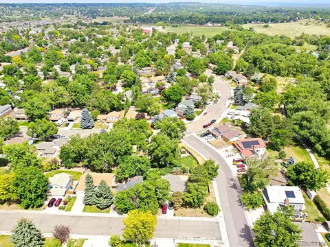 View/Area - 6932 Deframe Ct, Arvada, CO 80004 photo 7 of 9