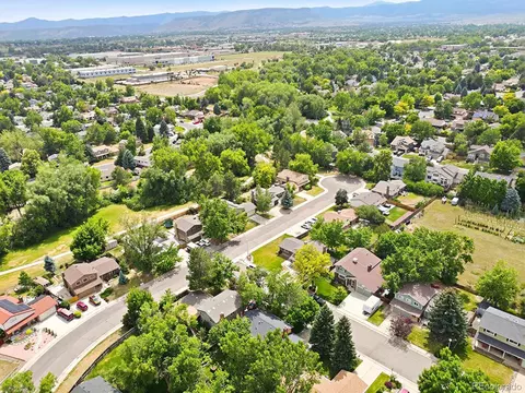 View/Area - 6932 Deframe Ct, Arvada, CO 80004 photo 4 of 9