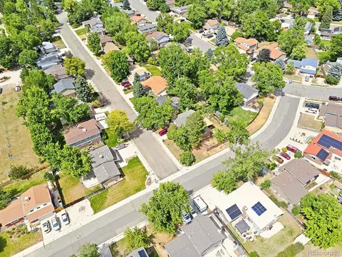 View/Area - 6932 Deframe Ct, Arvada, CO 80004 photo 8 of 9