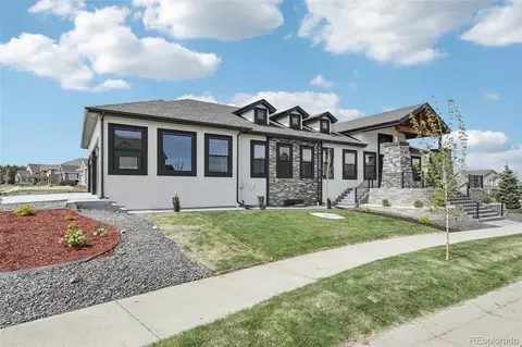 Exterior - 27330 E Nova Cir, Aurora, CO 80016 photo 5 of 7