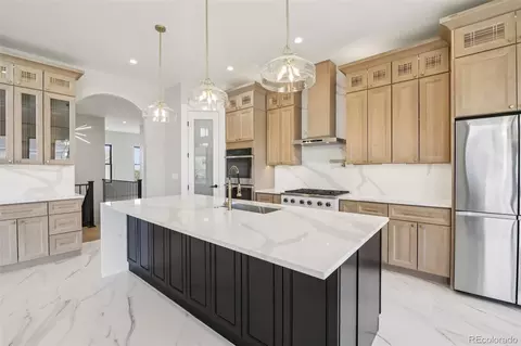 Kitchen - 27330 E Nova Cir, Aurora, CO 80016 photo 4 of 4