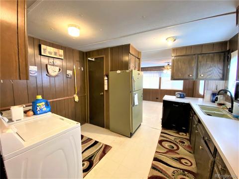 221 W Rangely Ave, Rangely, CO 81648 photo 9