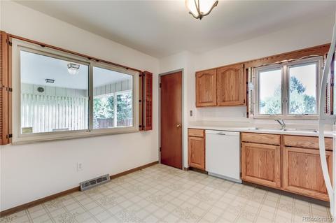 6641 E Cornell Ave, Denver, CO 80224 photo 17