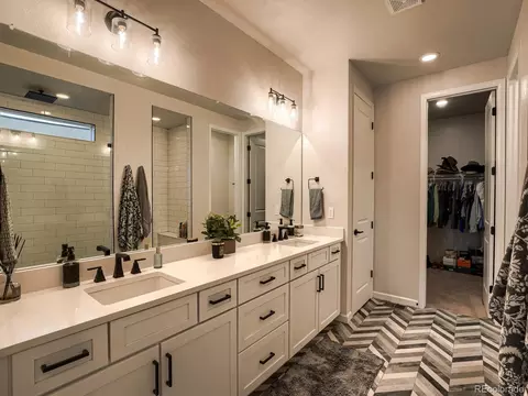 Bath - 22188 E Tufts Dr, Aurora, CO 80015 photo 1 of 4