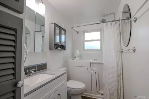 Bath - 5211 Dover St, Arvada, CO 80002 photo 1 of 1