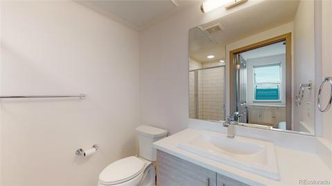 385 22nd St #4, Denver, CO 80205 photo 18