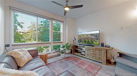 385 22nd St #4, Denver, CO 80205 photo 4