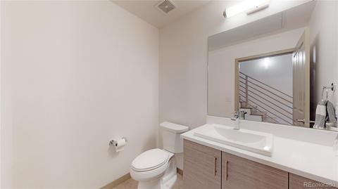 385 22nd St #4, Denver, CO 80205 photo 22