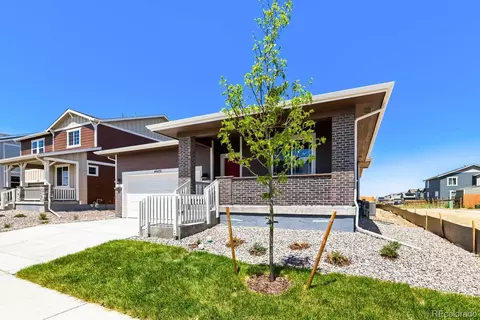 Exterior - 46435 Heritage Ave, Bennett, CO 80102 photo 2 of 7