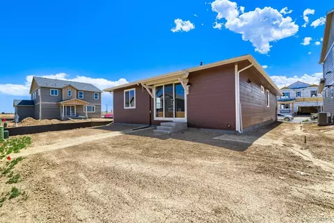 Exterior - 46435 Heritage Ave, Bennett, CO 80102 photo 6 of 7