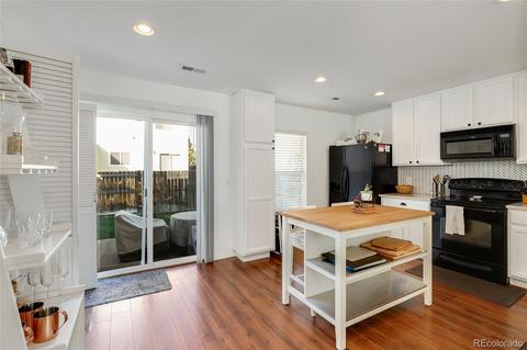 3687 Dexter Ct, Denver, CO 80207 photo 13
