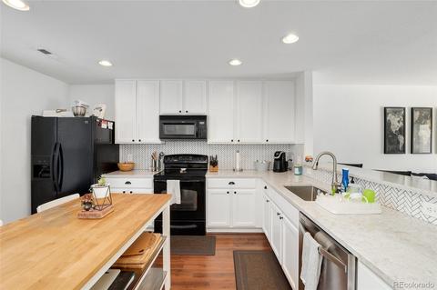 3687 Dexter Ct, Denver, CO 80207 photo 9