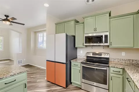 Kitchen - 19663 E 63rd Pl, Aurora, CO 80019 photo 2 of 3