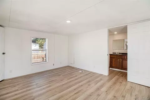 5364 E 97th Pl, Denver, CO 80229 photo 4