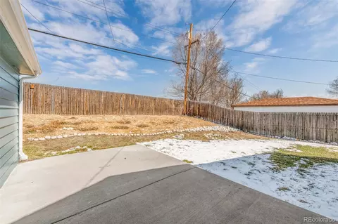 Exterior - 2801 Eppinger Blvd, Thornton, CO 80229 photo 5 of 8