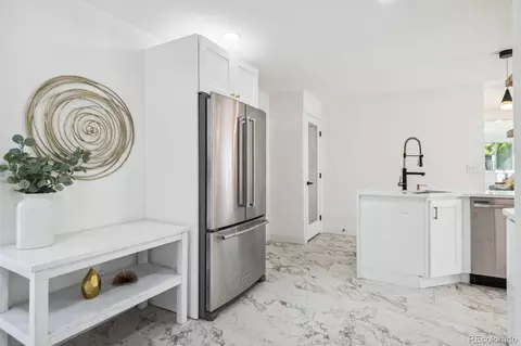 2995 Glencoe St, Denver, CO 80207 photo 5