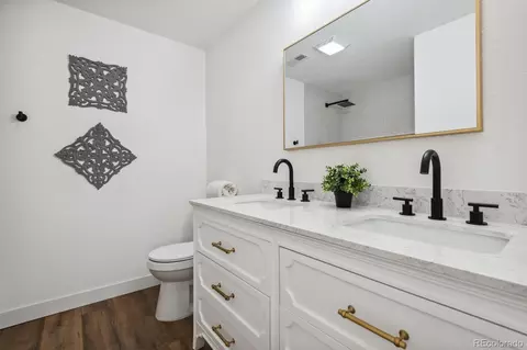 2995 Glencoe St, Denver, CO 80207 photo 14