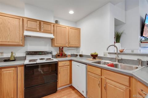 4276 S Eldridge St #202, Morrison, CO 80465 photo 9