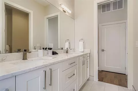 Bath - 7006 E Archer Pl, Denver, CO 80230 photo 5 of 7