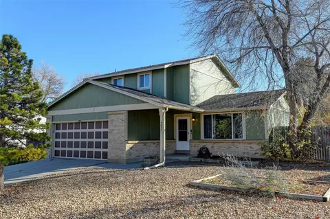 9852 W 76th Ave, Arvada, CO 80005
