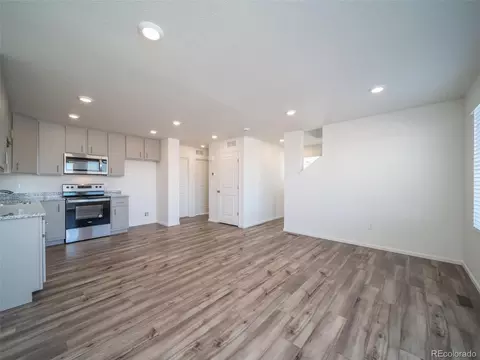 Living - 46549 Avery Ln, Bennett, CO 80102 photo 3 of 4