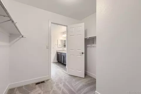 16063 E Warner Pl, Denver, CO 80239 photo 17