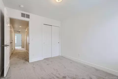 16063 E Warner Pl, Denver, CO 80239 photo 20