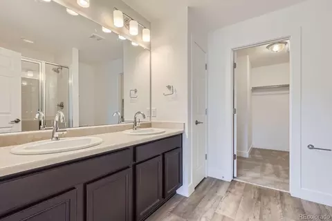 16063 E Warner Pl, Denver, CO 80239 photo 15