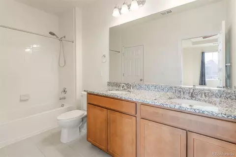 Bath - 5755 S Buchanan Ct #E, Aurora, CO 80016 photo 1 of 2