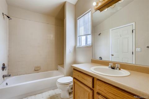 18668 E 17th Ave, Aurora, CO 80011 photo 8