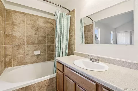 16712 E Hialeah Ave, Centennial, CO 80015 photo 9
