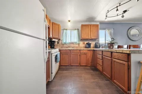 4957 E 96th Dr, Denver, CO 80229 photo 2
