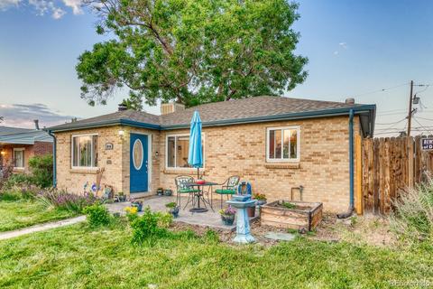 3040 Oneida St, Denver, CO 80207 photo 4