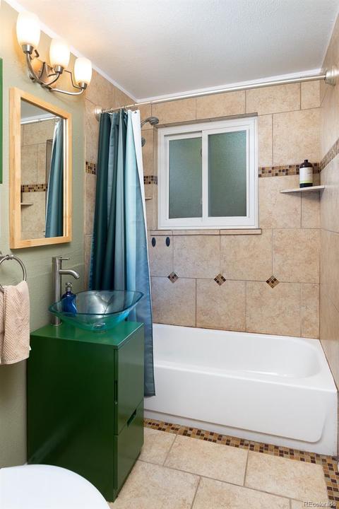 3040 Oneida St, Denver, CO 80207 photo 21