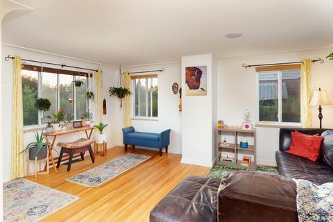 3040 Oneida St, Denver, CO 80207 photo 13