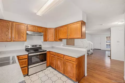 Kitchen - 11945 E Ford Dr, Aurora, CO 80012 photo 2 of 3