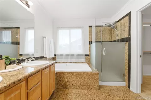 Bath - 3033 E 108th Dr, Northglenn, CO 80233 photo 3 of 5